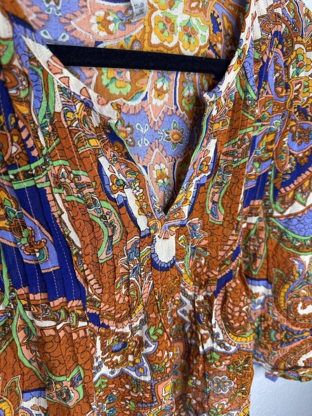 Raga Blouse Womens Small Multicolor Paisley Boho Cropped Bell Sleeve V Neck Top - Picture 2 of 5